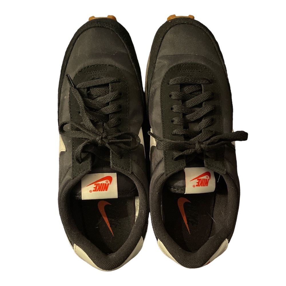 NWOT Nike Daybreak sneakers - women’s size 9